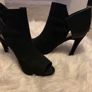 Peep toe heels